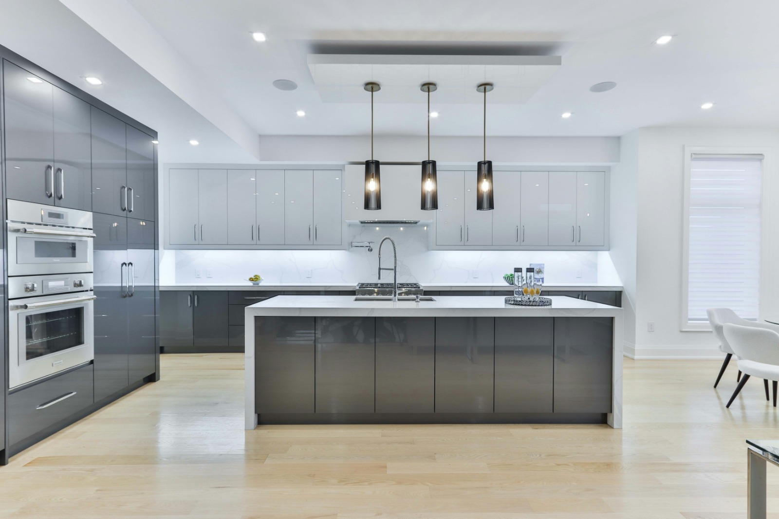 Terralux Frameless Custom Kitchen